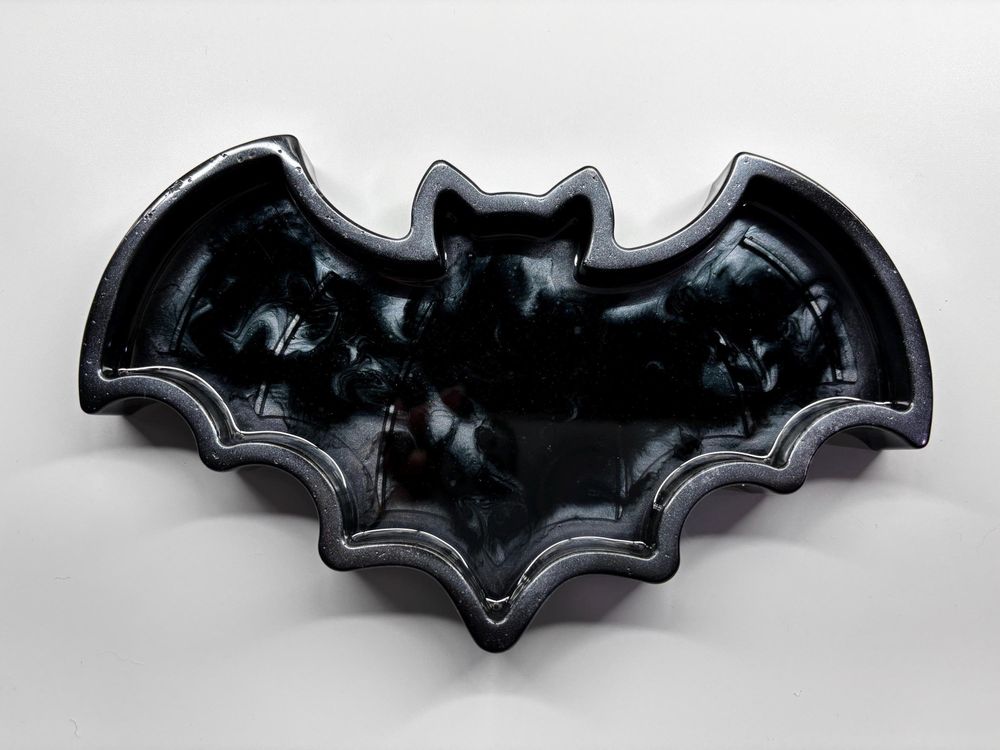 Gothic Bat Trinket Tray (Black with Silver Swirl, 7.5x5 inch...