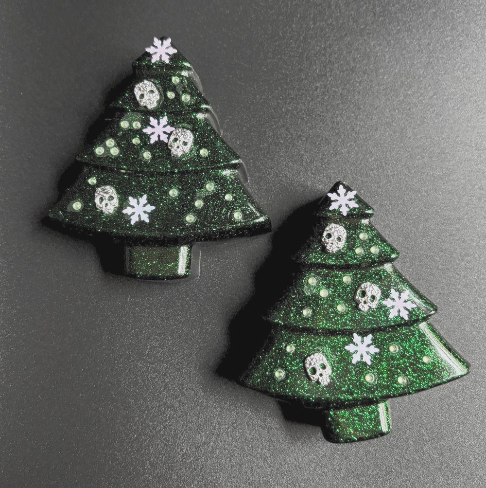 Green Skull Tree Pair - Glittery Gothic Holiday Decoration